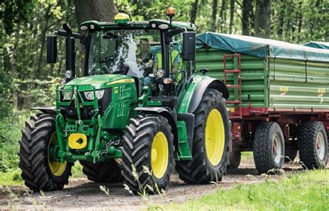 Caricatori john deere serie r connessione. John Deere 6130R: Kompakt und sparsam - News - Technik ...