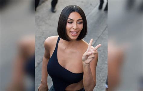 Kim Kardashian S Ribs Pop Out Of Outfit After Skinny Comments