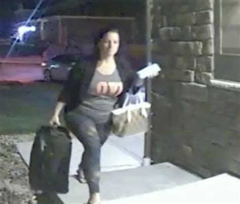 chris watts new footage shows pregnant wife shortly before husband killed her mirror online