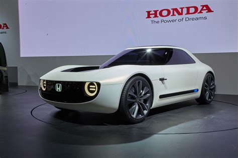 Honda Sports Ev Concept Revealed Photos 1 Of 7