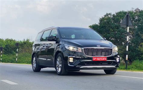 Kia Carnival India Launch Tomorrow Expected Price From 23 Lakhs
