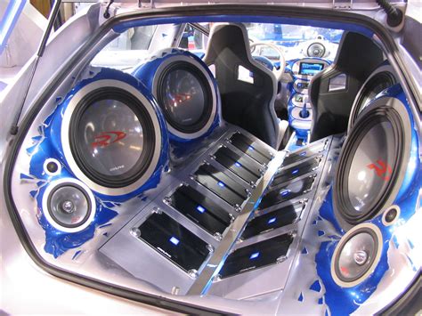 Galvin manufacturing introduced the first car radio called the motorola. Sonic Electronix on Twitter | Sound system car, Car audio ...