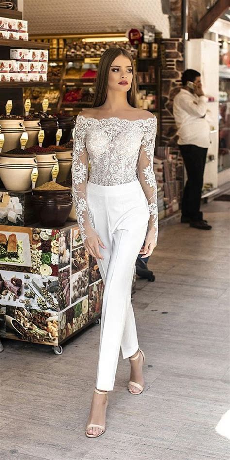 Avec nos tuniques confortables et chic faites de matériaux légers, vous pouvez sentir la brise estivale sur votre peau. Pin on Mariage