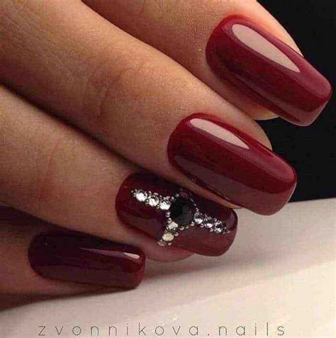 10 Super Hot Maroon Color Nail Polish Ideas – NailDesignCode