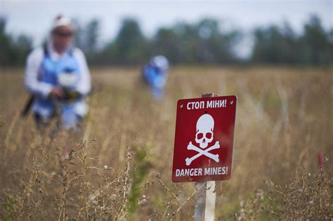 Land Mines In Ukraines East Put It Among Worlds Most Dangerous Areas