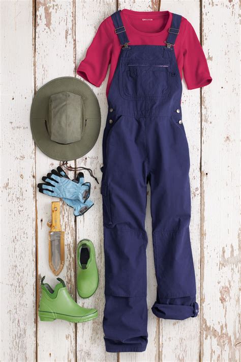 Women's Heirloom Gardening | Gardening outfit, Womens farm work clothes