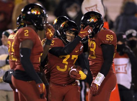 Typical cyclones have diameters ranging from 100 to 1000 kilometres. Iowa State Football: 5 reasons Cyclones will upset Texas ...