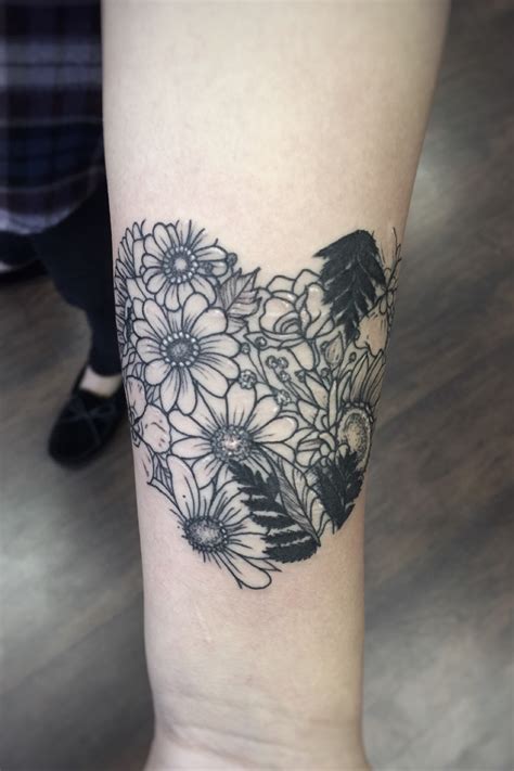 Tattoo Uploaded By Elva Stefanie • Fineline Flower Heart • Tattoodo