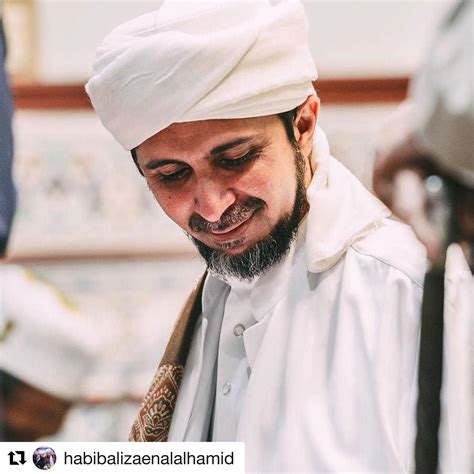 #Repost @habibalizaenalalhamid (@get_repost) ・・・ Nama ...