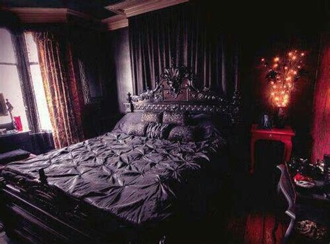 Voltaire is here to help you with your home decorating dilemmas, guide you through the hardware stores and. Purple bed #Gothic #Bedroom #Purple #KingSize #Red # ...