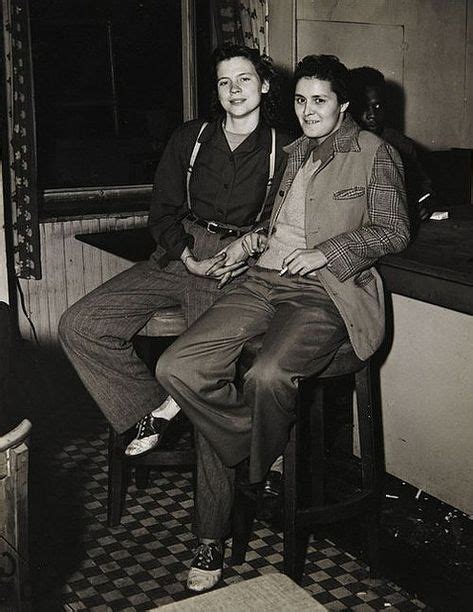 Early 1950s Lesbian Couple Feminista Vintage Lesbian Lesbian Love