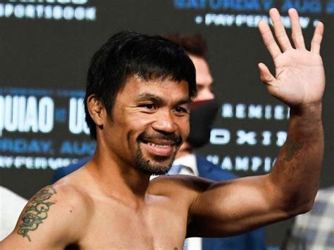 Boxing Manny Pacquiao Makes Weight For Welterweight Title Fight