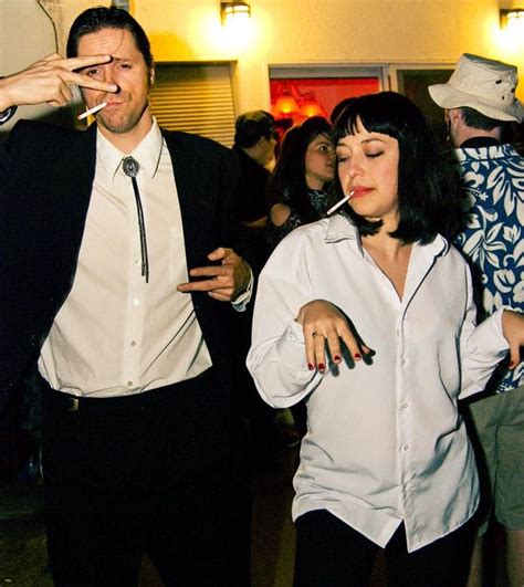 20 Awesome ’90s Halloween Costume Ideas 90s Halloween Costumes Diy Couples Costumes Couple