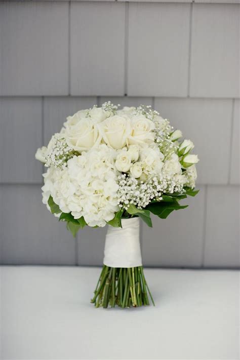 Wedding bouquet of pink, white and green roses. 20+ Classic Hydrangea Wedding Bouquets | Deer Pearl Flowers