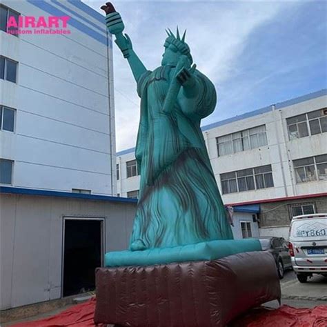 Customized Realistic Inflatable Statue Of Liberty Balloon For Outdoor