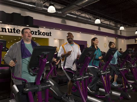 7 Benefits of a Workout Buddy | Planet Fitness