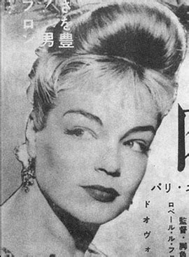 The face of simone signoret on the paris metro movie posters in march 1982 looked even older than her 61 years. How to pronounce Simone Signoret - PronounceItRight