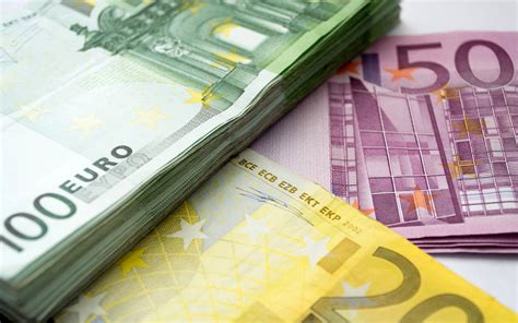 What does ebrd stand for in bank? EBRD Bank is preparing to make an investment in Kharkiv