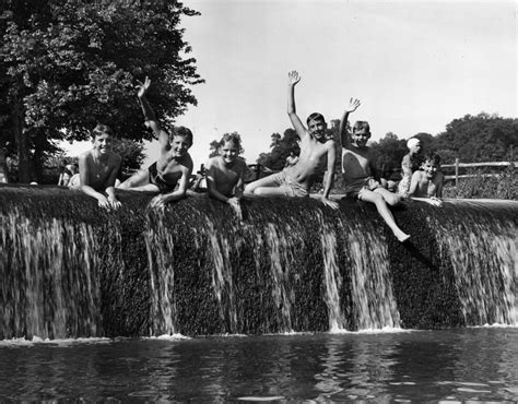 Vintage Photos That Show What Summer Fun Looked Like Before The
