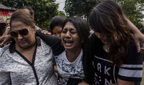 indonesia executes 8 including 7 foreigners convicted on drug charges the new york times