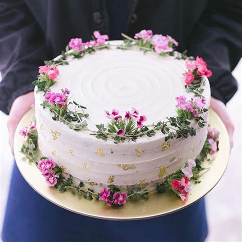 A Rustic Wedding Cake We Did Last Weekend Really Liked The Delicate