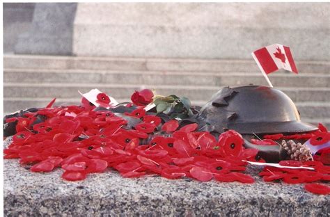 Canadians Remember At Ottawa Ceremony Remembrance Day Remembrance