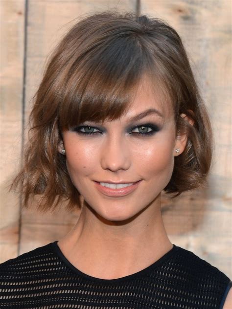 Hair And Makeup Karlie Kloss Short Hair With Bangs Short Bob Hairstyles Bob Haircut With Bangs