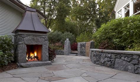 Astounding 45 Stunning Outdoor Fireplace Designs For Relaxing With