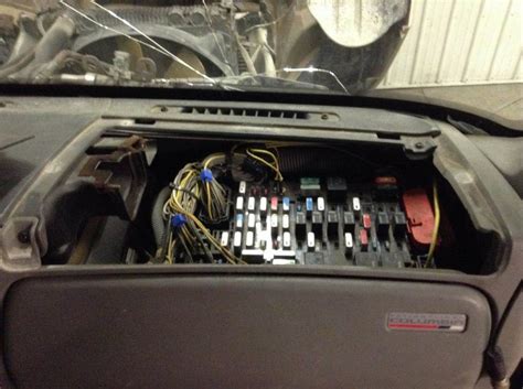 Freightliner trucks spare parts catalogs, workshop & service manuals pdf, electrical wiring diagrams, fault codes free download! Fuse Box 2007 Freightliner Century | schematic and wiring ...