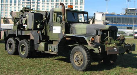 Canadian Military Tow Trucks