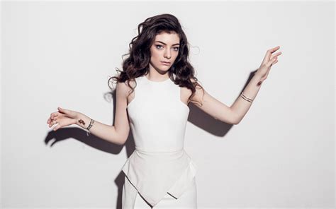 Get lorde tickets at ticketfuse.com, your cheap lorde tour concert ticket broker online. Lorde 2020 Wallpapers - Wallpaper Cave
