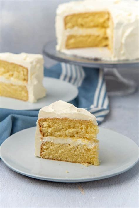 The Best Vanilla Cake Recipe Easy And Versatile The Flavor Bender