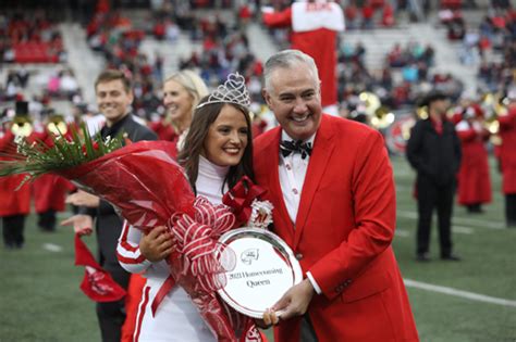 Abbey Norvell Crowned WKU S Homecoming Queen Western Kentucky University