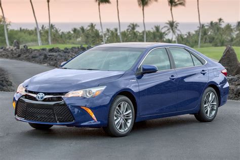 Used 2017 Toyota Camry Hybrid For Sale Pricing And Features Edmunds