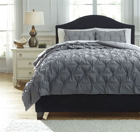 Rimy Gray Queen Comforter Set From Ashley Q756023q Coleman Furniture