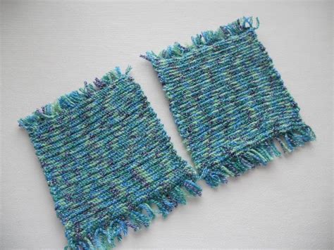 Create a rug out of knitted squares! Knitting Off The Grid: Twice Knit Mug Rugs