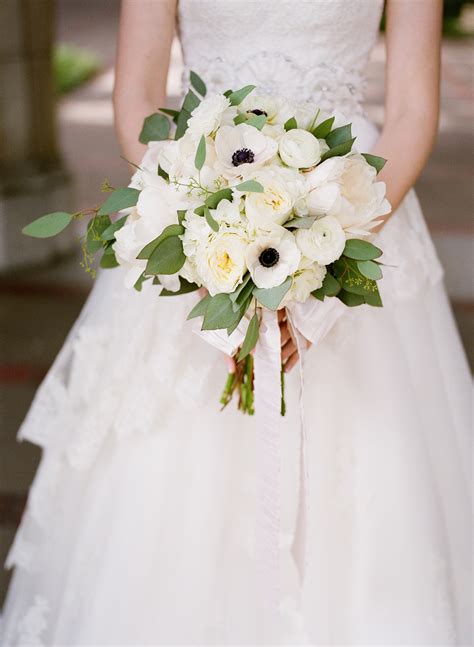 Loose White Bridal Bouquet - Elizabeth Anne Designs: The ...
