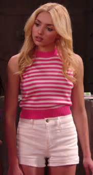 Pin By Glambition On Peyton List Emma Ross From Jessie Style Peyton