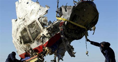 Malaysia airlines flight 17 (mh17) was a scheduled passenger flight from amsterdam to kuala lumpur that was shot down on 17 july 2014 while flying over eastern ukraine. "Helder beeld van oorzaak ramp MH17" | Default | hln.be