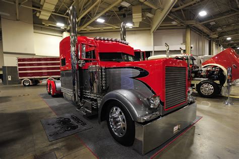 1 2003 Peterbilt 379 "lobo's Pride" HD Wallpapers | Backgrounds