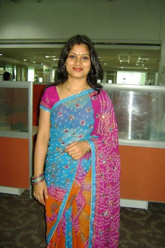 Cute Indian Aunties In Saree Images All Mp3 Songs
