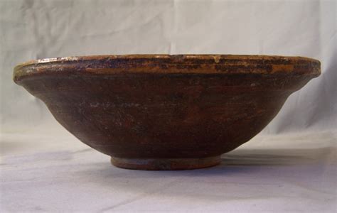 8300 19th Century Hunza Clay Pottery Bowl With Yellow Slip Design For