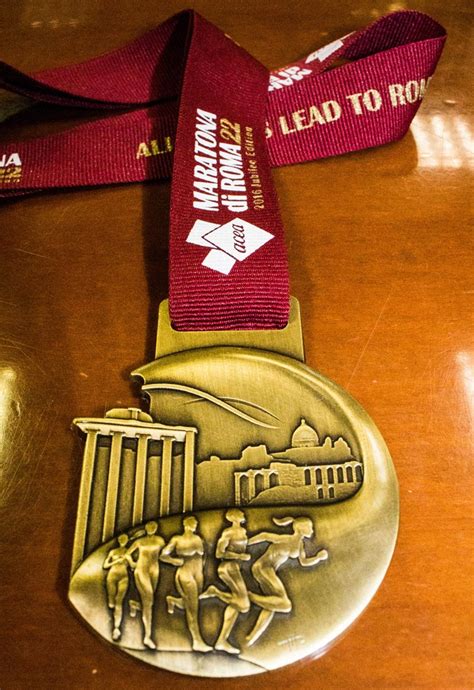 Al campidoglio 2 milioni per 4 edizioni. Maratona di Roma - THE MEDAL