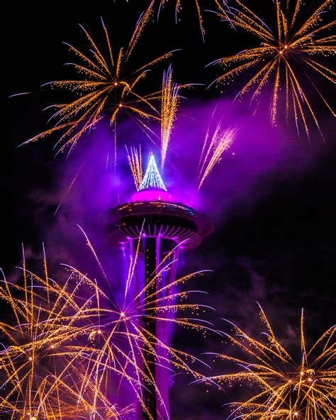 Itap Of Seattles New Years Eve Fireworks Ritookapicture