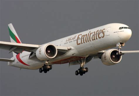Boeing 777 Triple Seven Widebody Aircraft Parade Emirates