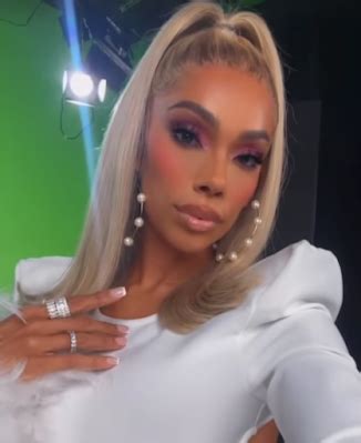 Rhymes With Snitch Celebrity And Entertainment News Erica Mena