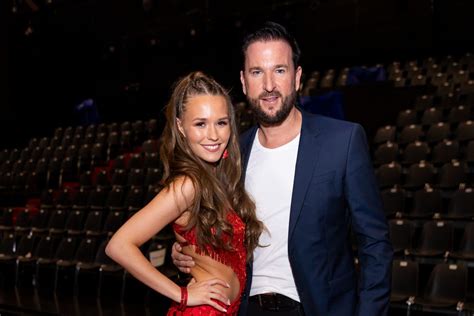 Jetzt gibt es neue fotos der beiden. Michael Wendler und Laura Müller äußern sich zu ...