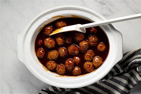 Turn crockpot on high for about an hour. Slow Cooker Bourbon Whiskey BBQ Meatballs | Recipe | Yummy appetizers, Yummy appetizers parties ...