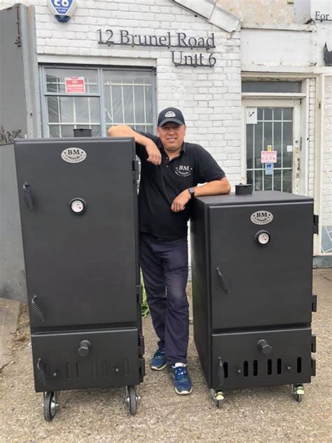 Maybe you would like to learn more about one of these? "BM S-8" Cabinet Smoker/Cooker/Warmer - BBQ mates