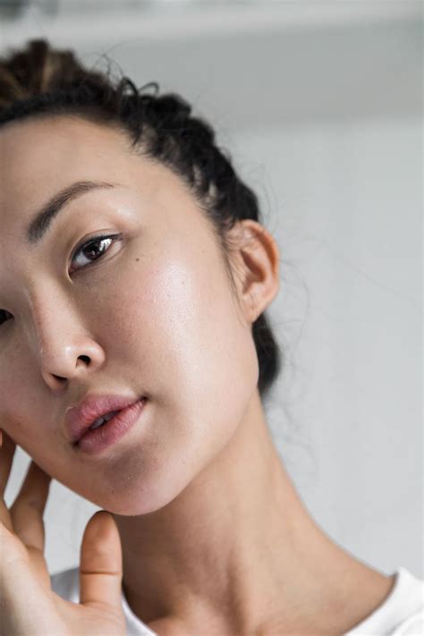 How To Get Glowy Skin Overnight The Chriselle Factor Glowy Skin